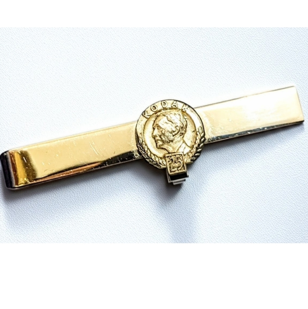 Vtg 1954 sterling silver Kodak 25 years coin tie clip antique
